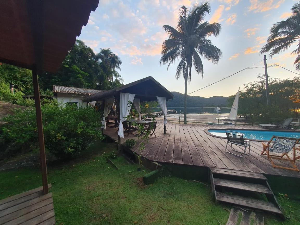 Club Mv Saco Do Ceu Hotell Abraão Eksteriør bilde